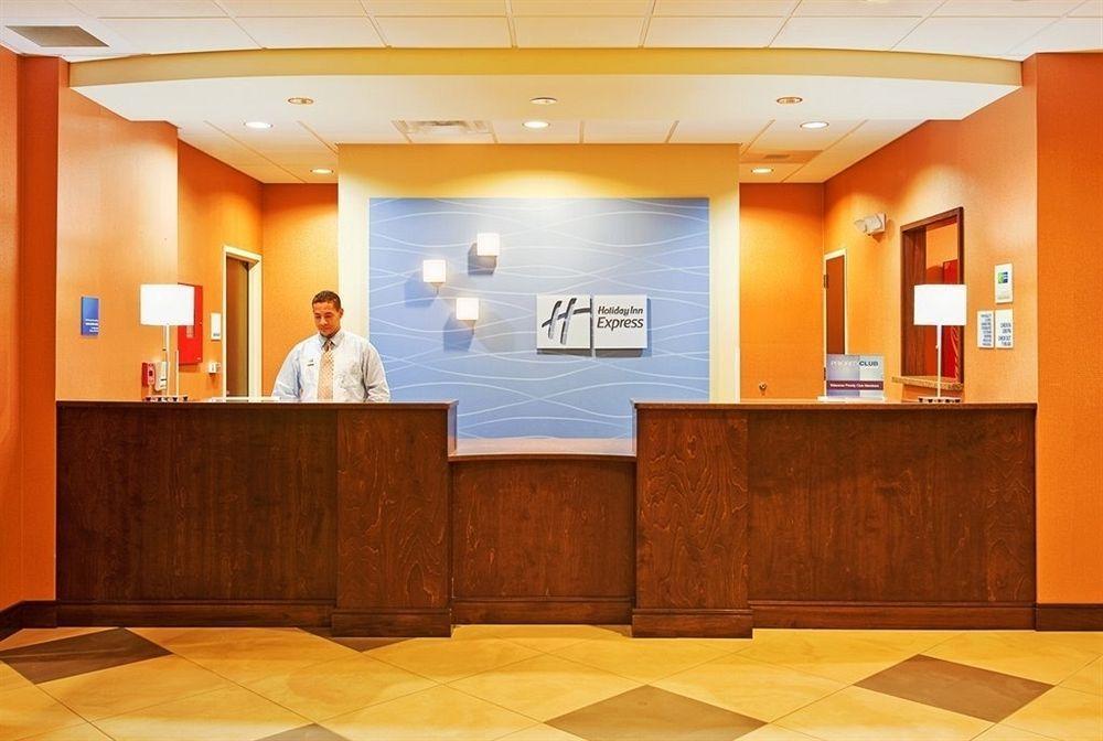 Holiday Inn Express & Suites Kailua-Kona By Ihg Exterior photo